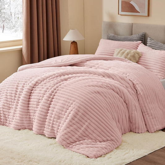 Fleece Queen Comforter Set -Super Soft & Warm Fluffy Pink Bedding, Luxury Fuzzy Heavy Bed Set for Winter with 2 Pillow Cases