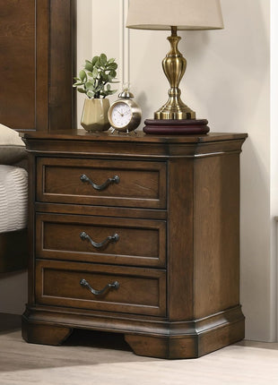 Maderne Traditional King Wood Panel Bed Set with Dresser, Mirror, Two Nightstands, and Chest in Antique Walnut Finish