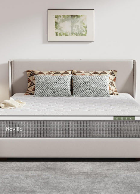 12-Inch King Hybrid Mattress Featuring Silky Cool Fabric, Gel Memory Foam, and Pocketed Coils for Superior Motion Isolation and Comfort - CertiPUR-US Certified, Conveniently Delivered in a Box