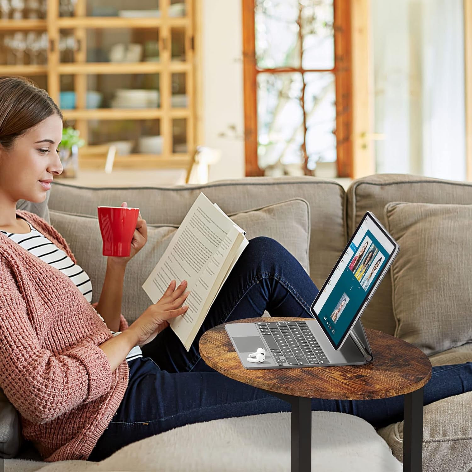 Side Table Small End Table, C-Shaped Wood Sofa Table with Metal Frame for Living Room, Bedroom, Small Spaces (Rustic Brown)