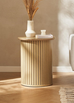 Quin Round Fluted Accent Table in Light Oak - Mid-Century Modern Pedestal Side Table for Living Room and Bedroom