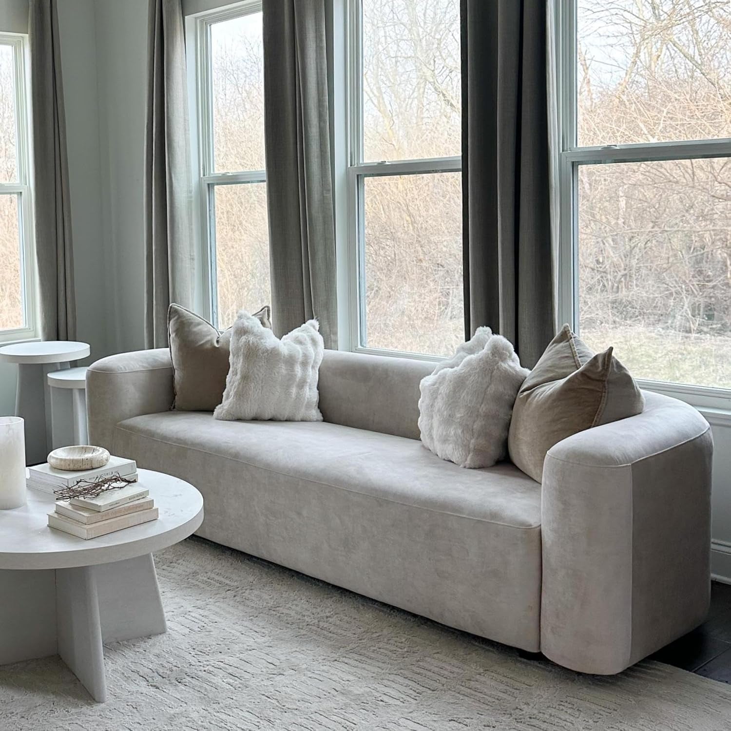 Luxury Modern Tight Curved Back Velvet Sofa, Minimalist Style Comfy Couch for Living Room Apartment, 3 Seater, Cream