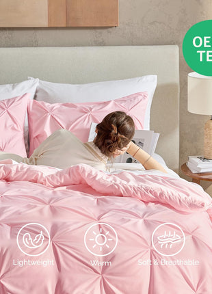Pink Full Size Comforter Set, 3-Piece Soft Lightweight Pinch Pleat Design, All-Season Down Alternative Bedding for Kids, Girls, and Teens (79x90 Inches)