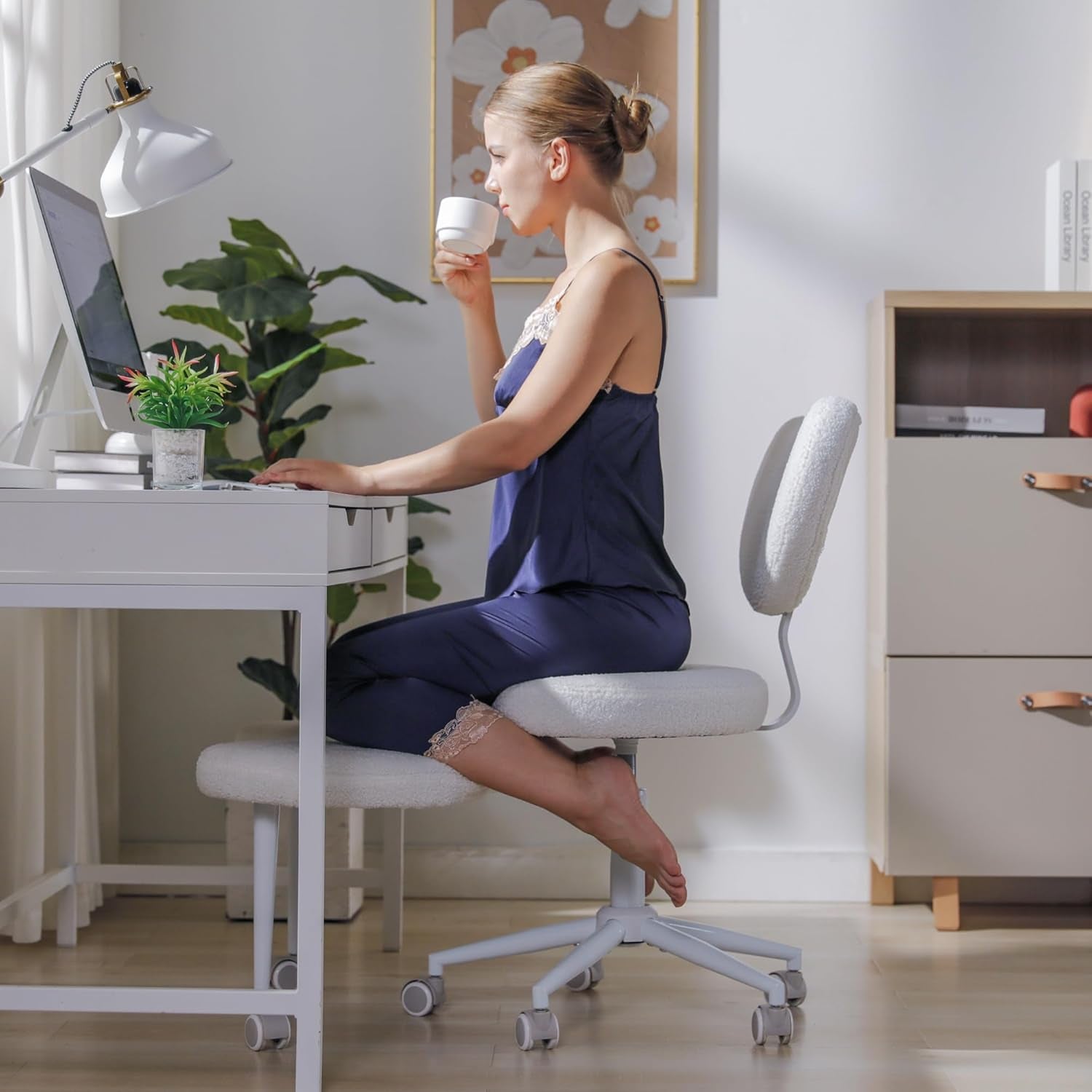 Ergonomic Cross Legged Chair with Wheels,360° Swivel Meditation Chair,Adhd Chair, Criss Cross Desk Chair with Lumbar Support and Adjustable Stool, Flexible Design for Fidgety Sitters, Ivory