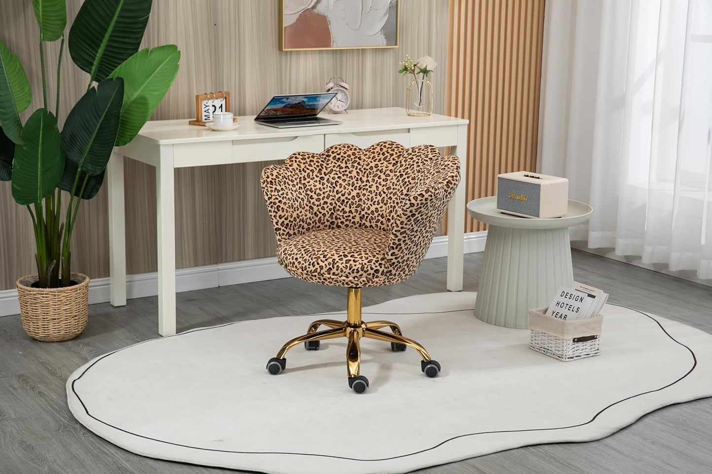Comfy Home Office Task Chair with Wheels, Cute Modern Upholstered Velvet Seashell Back Adjustable Swivel Vanity Desk Chair, for Women, for Girls, Living Room(Leopard Stripe)