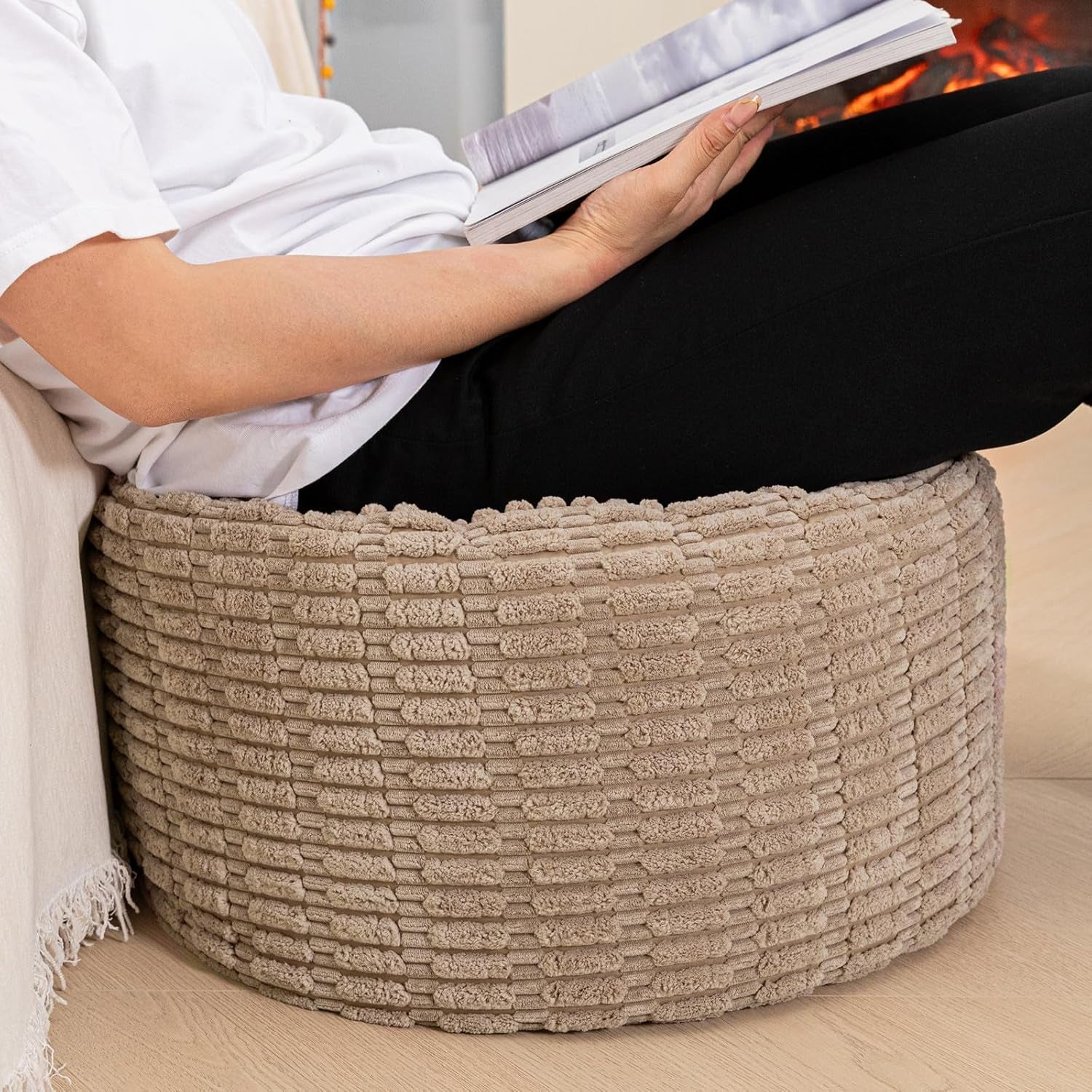 Pouf Ottoman Stuffed round Modern Foam Filled Ottoman Foot Rest Poufs for Living Room Chair Decorative Boho Foot Stool for Wedding Christmas Party
