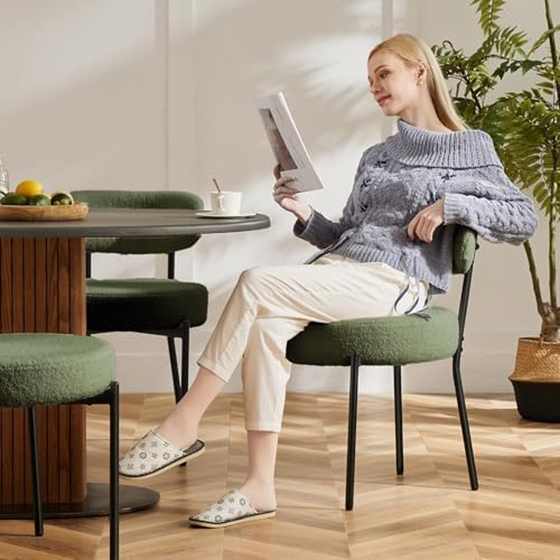 Dining Chairs Set of 4, Mid Century Modern Chair round Upholstered Curved Backrest, Kitchen Vanity Living Room Chairs with Black Metal Legs, Green