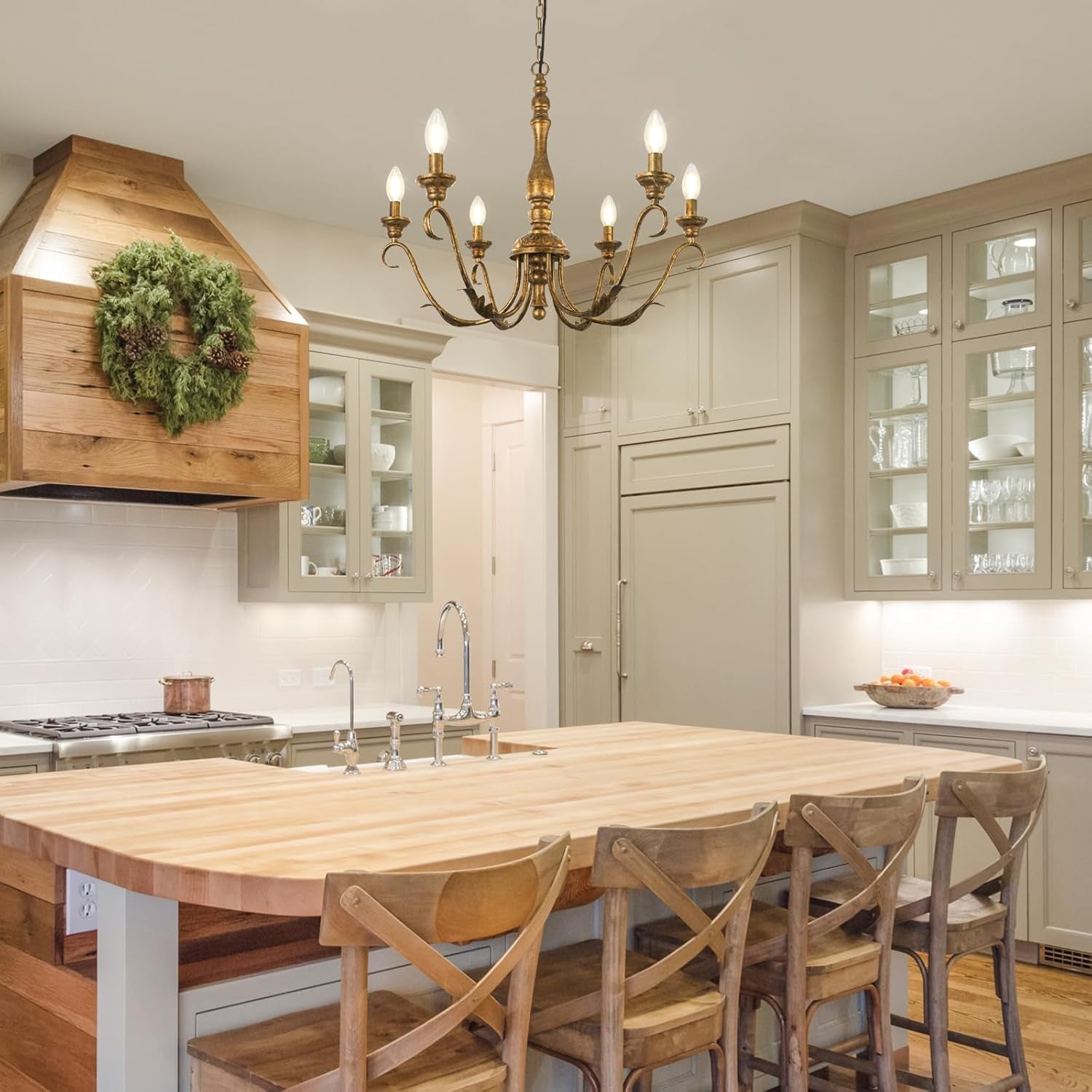 6-Light Farmhouse Chandelier, 23.62'' Vintage Brass Gold Chandeliers for Dining Room, Adjustable Rustic Metal Hanging Pendant Light Fixture for Kitchen Island Entryway Foyer Bedroom Hallway