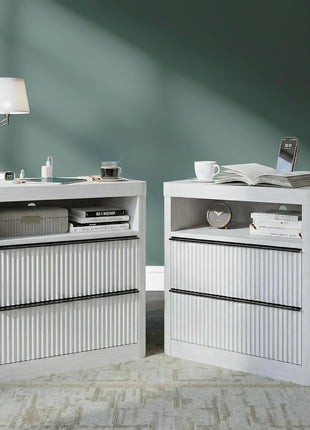 Set of 2 Fluted Nightstands with Drawer Storage, Modern Bedside Tables with USB Port and Outlet, Mid-Century Design for Bedroom and Sofa (White Oak)