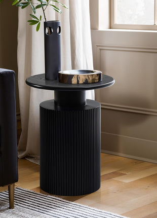 Luxenhome 21-Inch Fluted Black Round Side Table - Contemporary Accent End Table for Living Room, Bedroom, and Nightstand Applications
