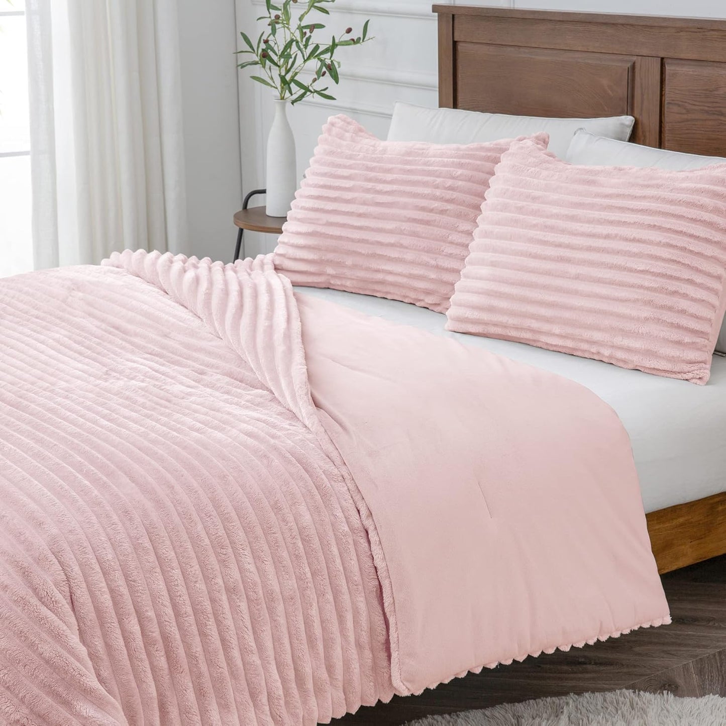 Fleece Queen Comforter Set -Super Soft & Warm Fluffy Pink Bedding, Luxury Fuzzy Heavy Bed Set for Winter with 2 Pillow Cases